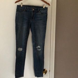 White House black market skinny jeans, sz 4